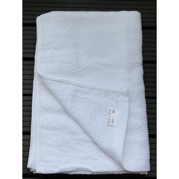 Khăn tắm cotton trắng 70 x 140cm, dày dặn, thấm hút tốt