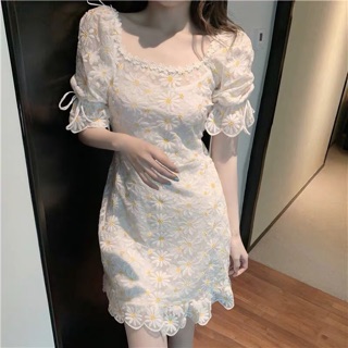 (Ảnh thật) Váy đầm vintage tay phồng thêu hoa cúc hoạ mi