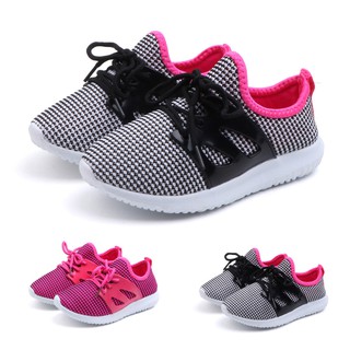 Giày sneaker thể thao cho bé trai