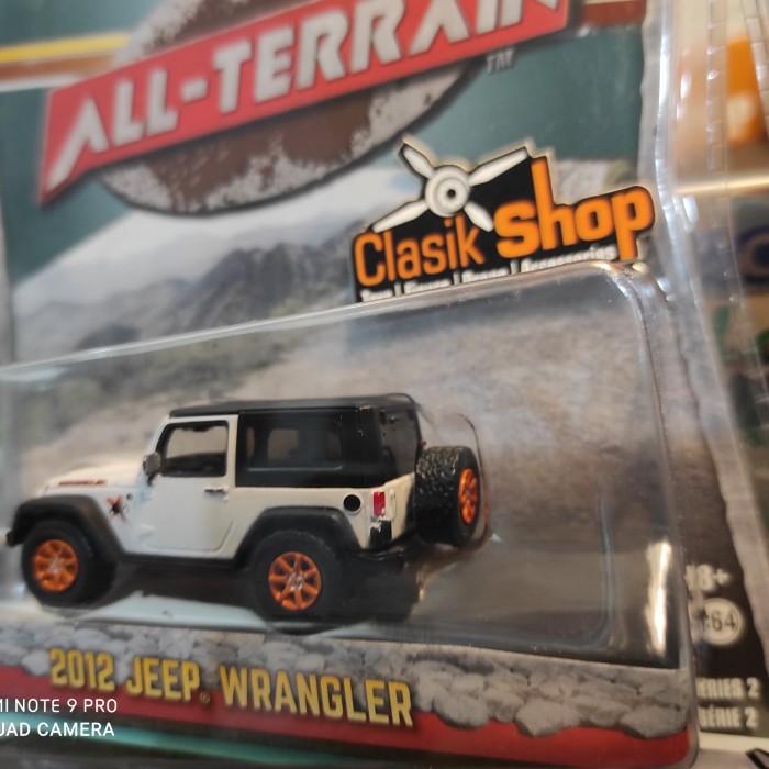 Mô Hình Xe JEEP WRANGLER 2012 Màu Trắng Đen