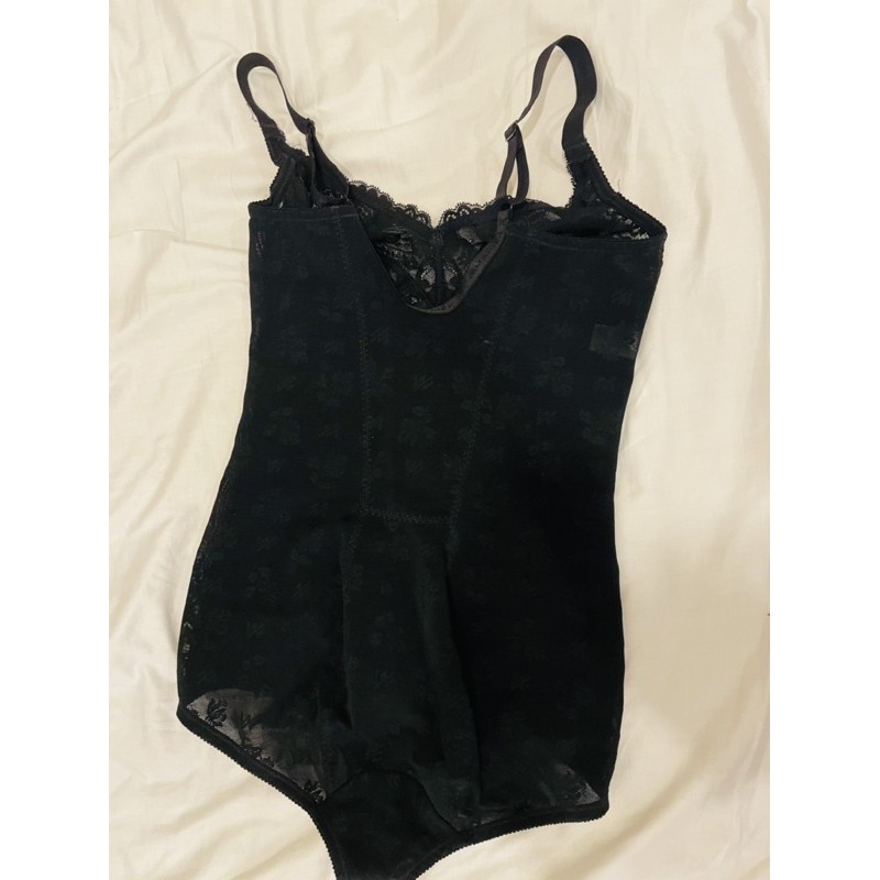 Gen Định hình gom dáng