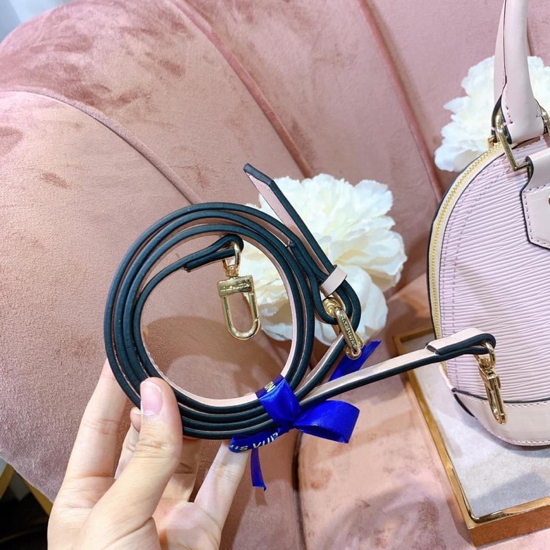 Lv hến khoá vàng da tăm