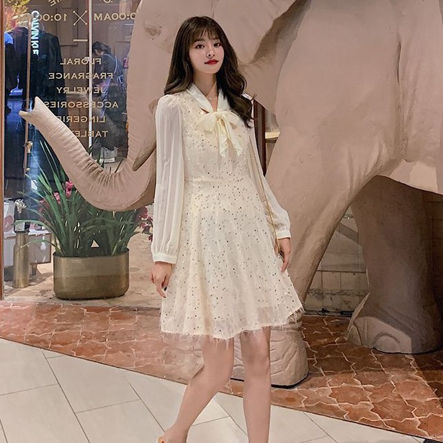 Đầm tiểu thư lông vũ đính cườm