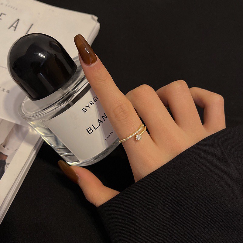 Nhẫn đeo tay kim loại mặt hình ngôi sao đính đá xinh xắn thời trang cho nữ