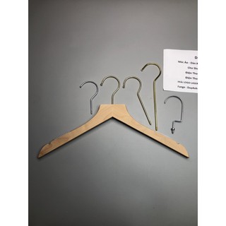 Móc Áo Gỗ Mộc Bằng Nữ