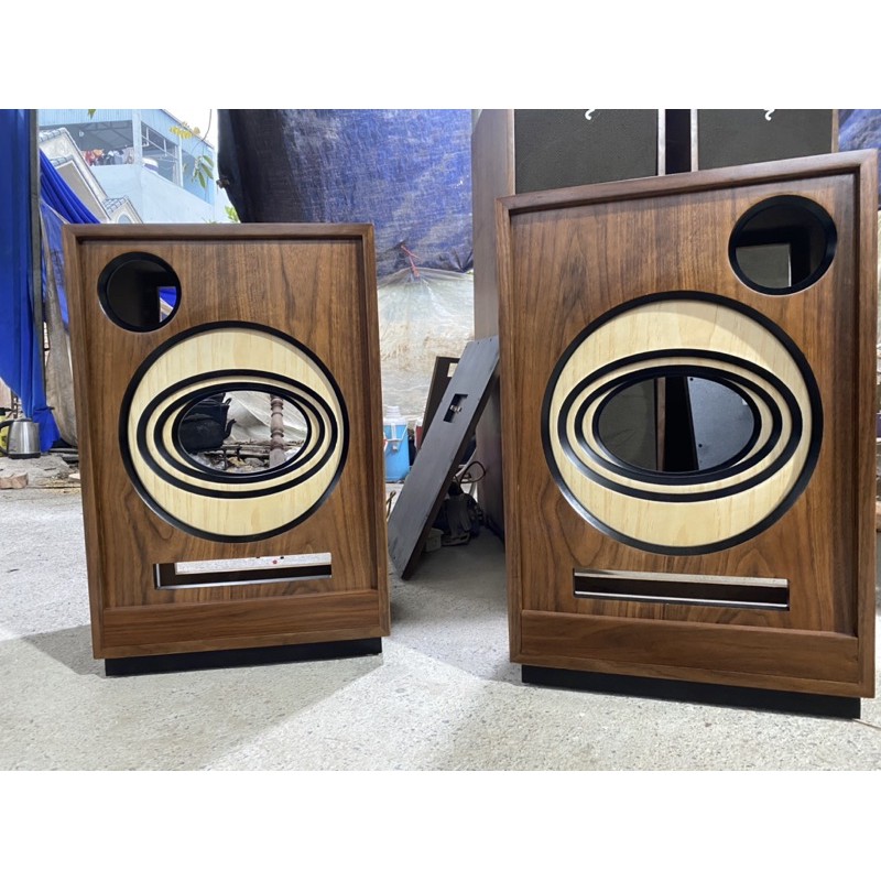 Thùng loa oval siêu đẹp,