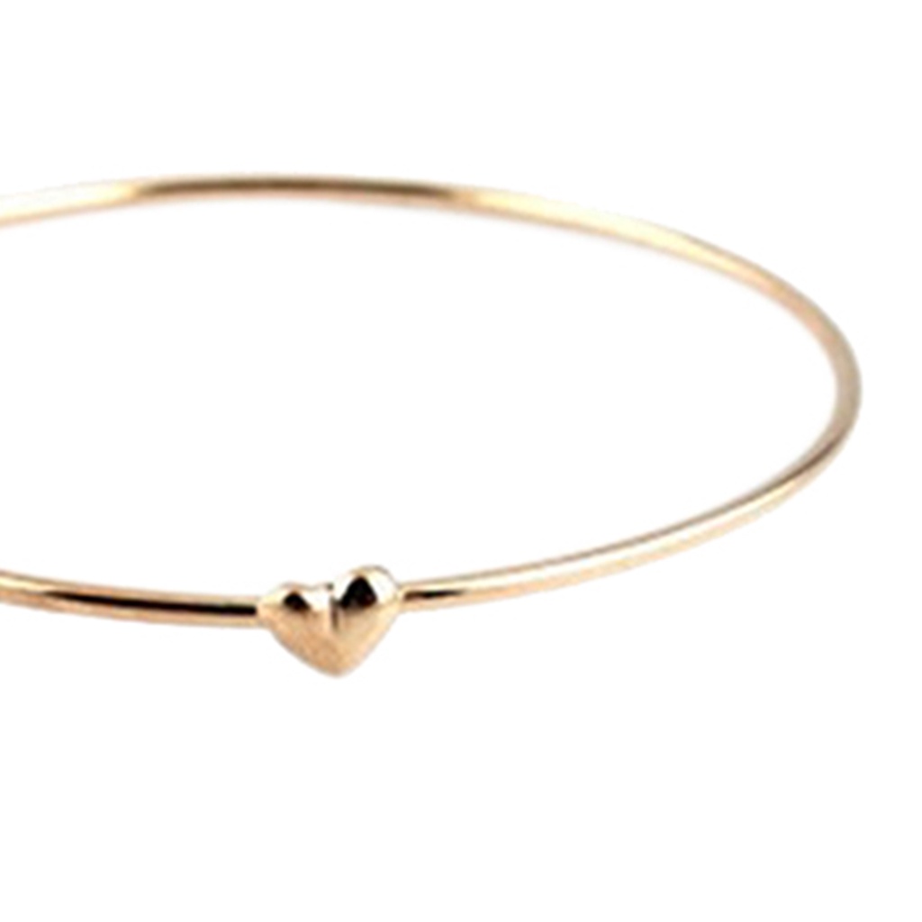 Vòng tay hợp kim đính hình trái tim xinh xắn