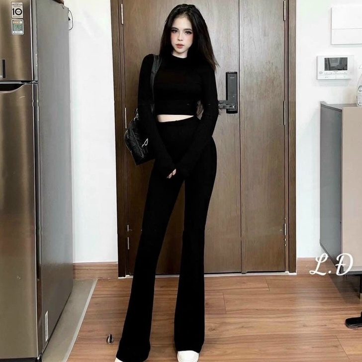 Set đồ nữ croptop tay dài mix quần ống loe cá tính Huta Shop