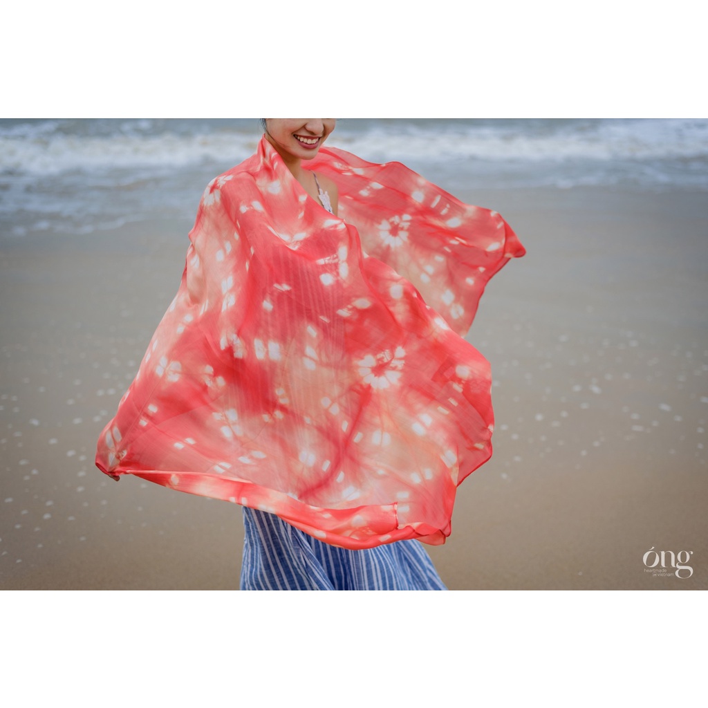 Khăn choàng cổ đi biển- Lụa tơ tằm Việt Nam tạo hoạ tiết bằng kỹ thuật Shibori - Óng silk- 80* 180cm - Azo free