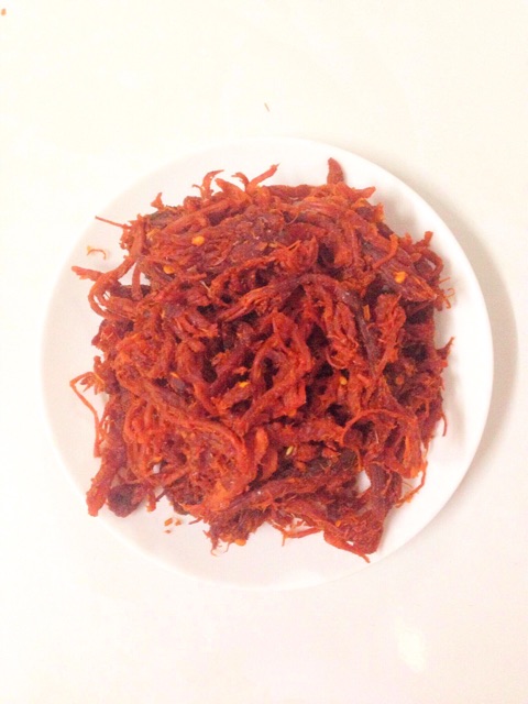 Khô bò sợi 1kg  tặng ô mai mơ
