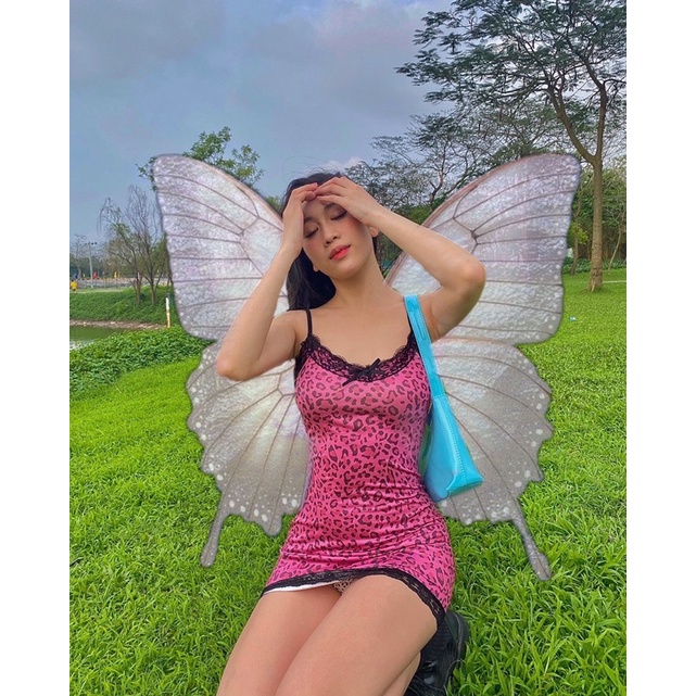 váy body báo hồng viền ren(pink panther dress)