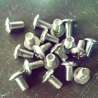 Ốc dù xi M6x10 con...