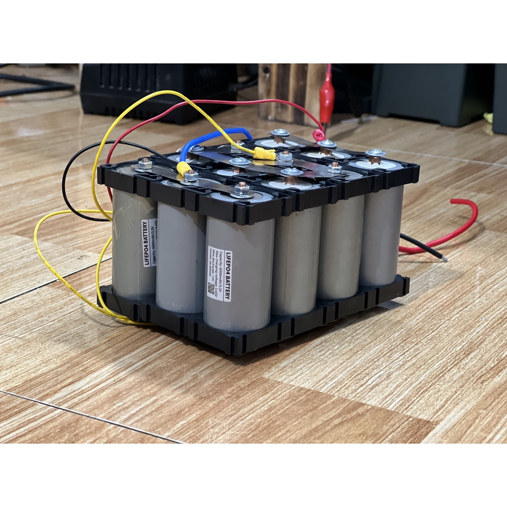 Pin Lithium 32650 - 3.4V 6000mah 100% mới chuẩn dung lượng, có đầu vít