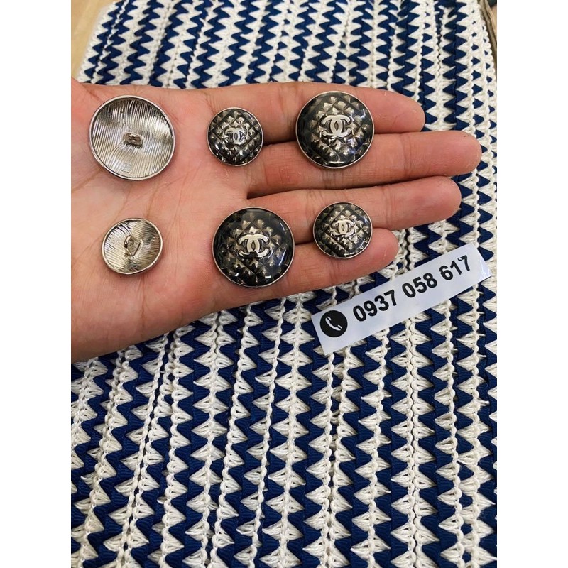 Nút áo dạ . vest .( chân kim loại không rỉ ) | BigBuy360 - bigbuy360.vn