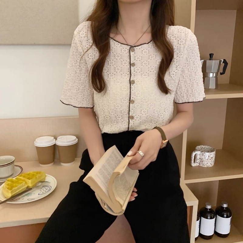 Áo sơ mi ren thiết kế nữ kiểu cổ tròn tay ngắn phong cách trẻ trung sang trọng New Arival