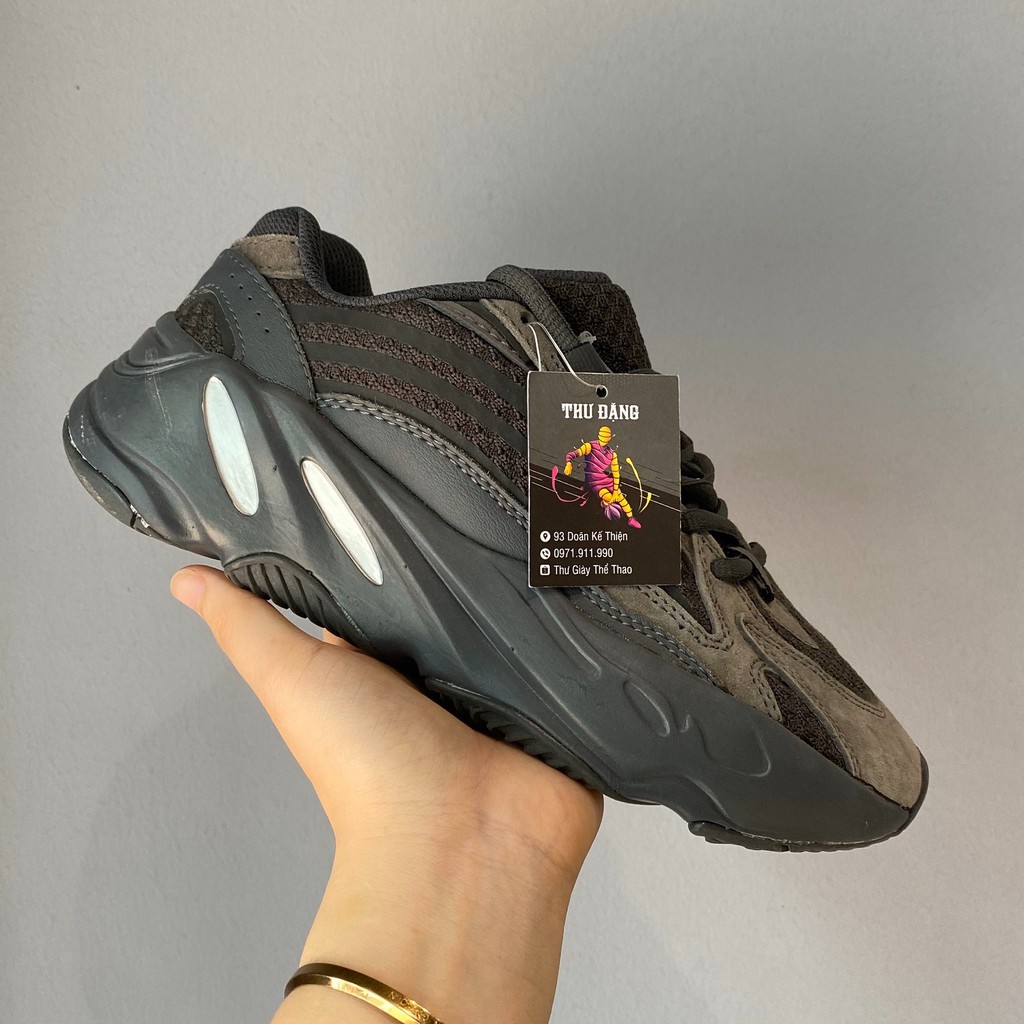 Giày thể thao sneaker 700 đen stt . .