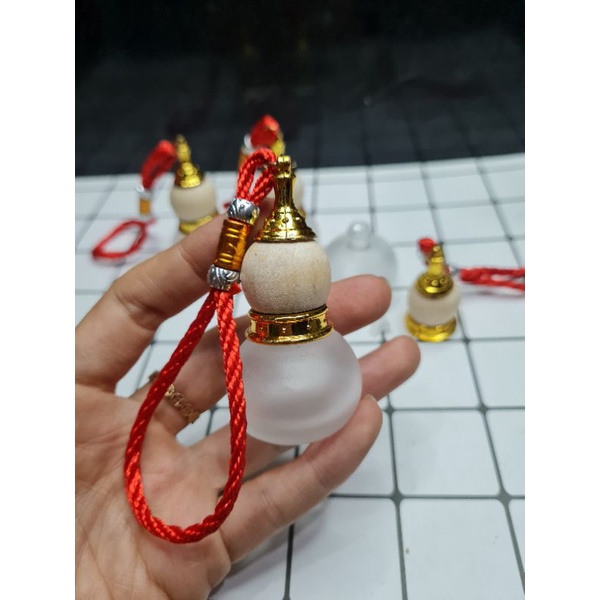 Vỏ chai tinh dầu treo xe - Chai treo xe hồ lô 10ml | BigBuy360 - bigbuy360.vn