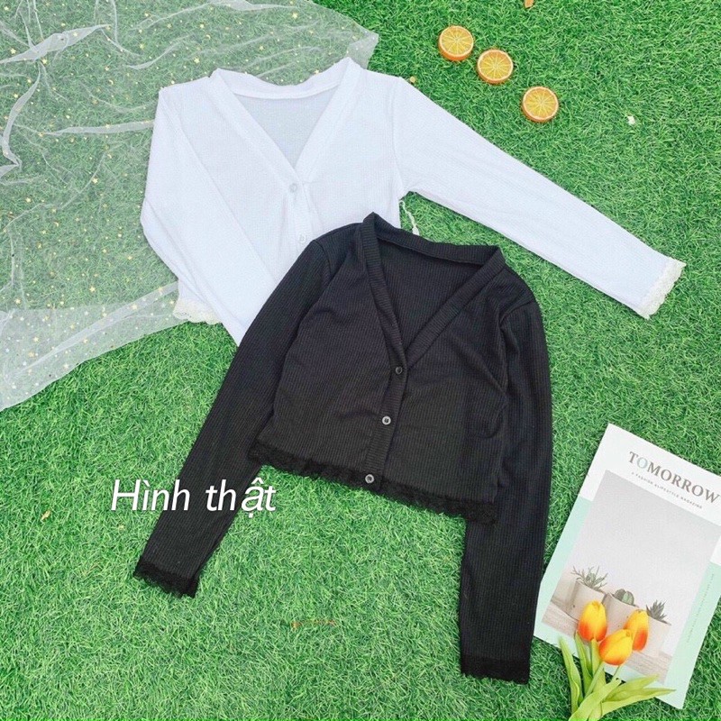 Áo croptop cổ V tay dài phối ren nút giả chất thun gân - B5NB0L