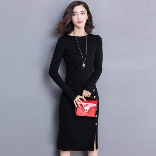 Váy len xẻ cúc
