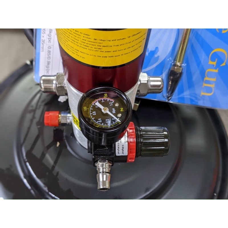 Máy bơm mỡ khí nén 12L KOCU GZ-8
