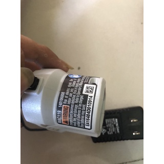 xạc pin ryobi điện 220v