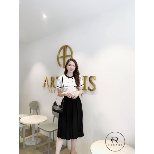 Set thời trang thanh lịch, sang trọng, hách tuổi thủy thủ mix chân váy.