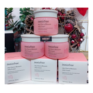 Kem dưỡng INNISFREE Jeju Cherry Blossom Jelly Cream 50ml