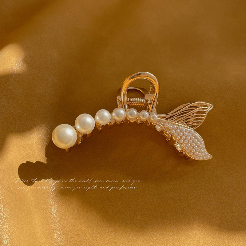 Kẹp Tóc Hình Đuôi Cá Đính Ngọc Trai Xinh Xắn Cho Nữ