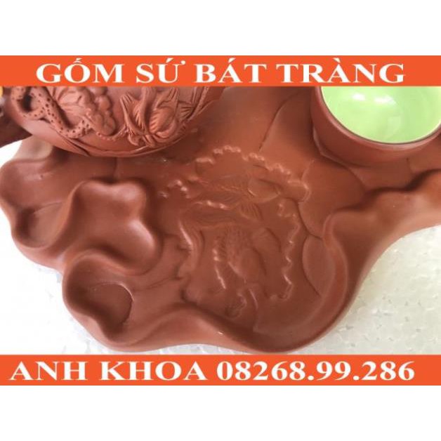 Ấm trà tử sa Bát Tràng đắp nổi hoa sen kèm khay - Gốm sứ Bát Tràng Anh Khoa