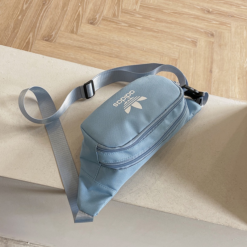 Túi đeo chéo thể thao Adidas loại nhỏ thời trang năng động cho nữ | BigBuy360 - bigbuy360.vn