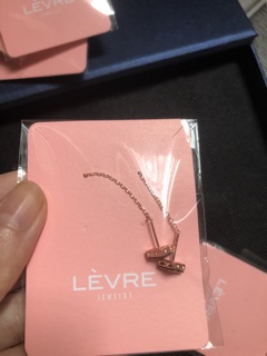 Trang sức Levre