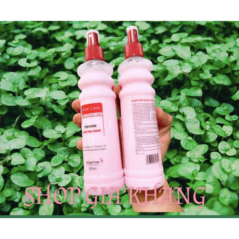 Xịt dưỡng tóc mềm mượt Sophia Hair Care 250ml