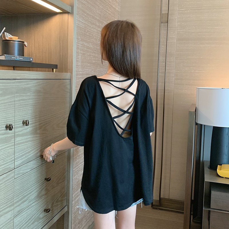 Áo thun dáng rộng ngắn tay thiết kế hở lưng thời trang cho nữ