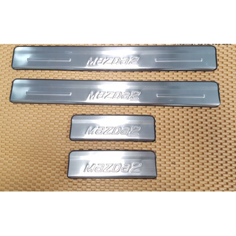ốp bậc cửa mazda 2 (2015-2019)