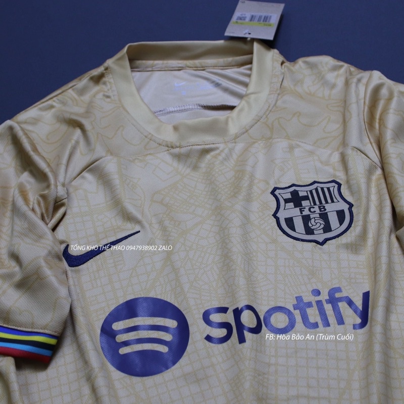 Bộ quần áo đá banh CLB Barca màu kem 2023 hàng cao cấp Thailand