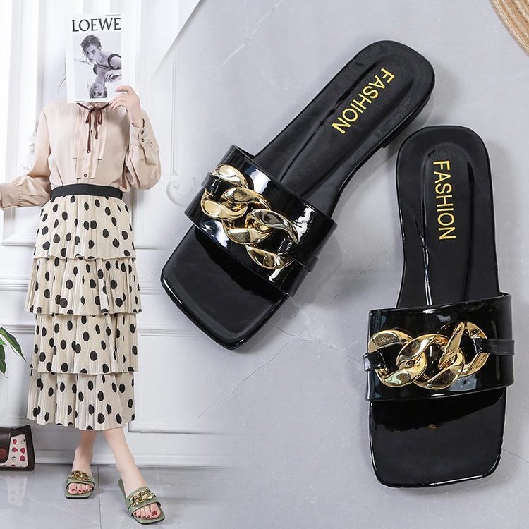 Dép Quai Ngang Đế Bằng Phối Dây Xích Thời Trang Cho Nữ