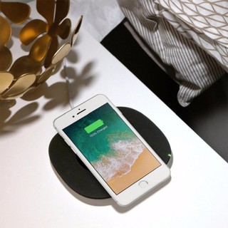SẠC KHÔNG DÂY BELKIN BOOST↑UP™ (màu đen) dành cho IPHONE 8, IPHONE X, v.v...