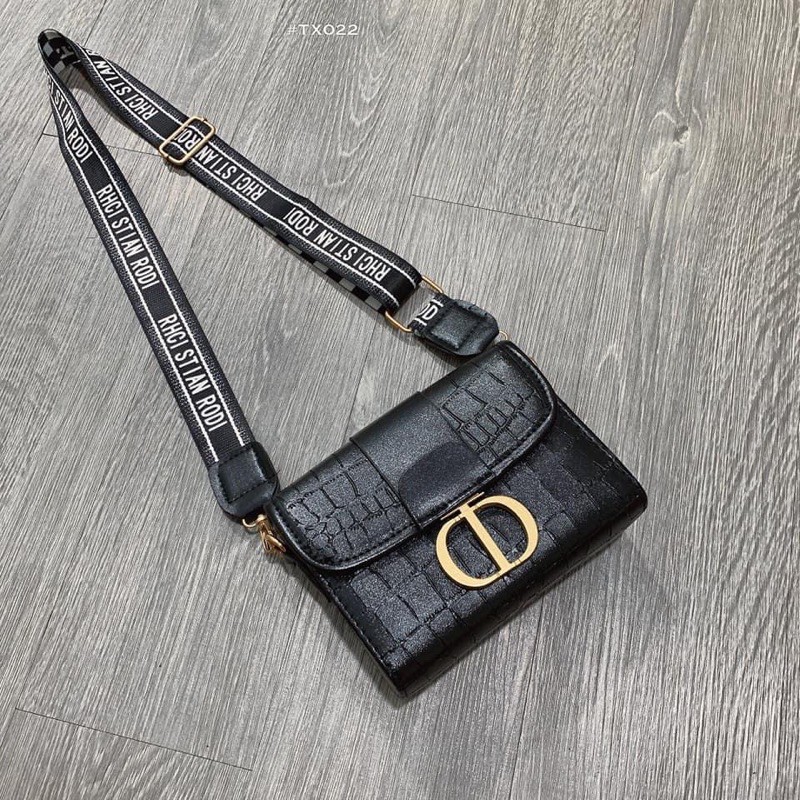 [Mã FAMAYWA2 giảm 10K đơn từ 50K] Túi CD Vân Rắn Quai Bản To | BigBuy360 - bigbuy360.vn