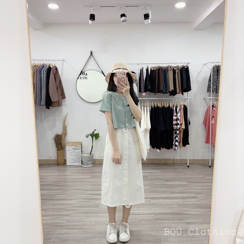 [Mã WASKT304 giảm 15% tối đa 30K đơn 99K] Áo croptop nút dọc + chân váy kaki nữ | BigBuy360 - bigbuy360.vn