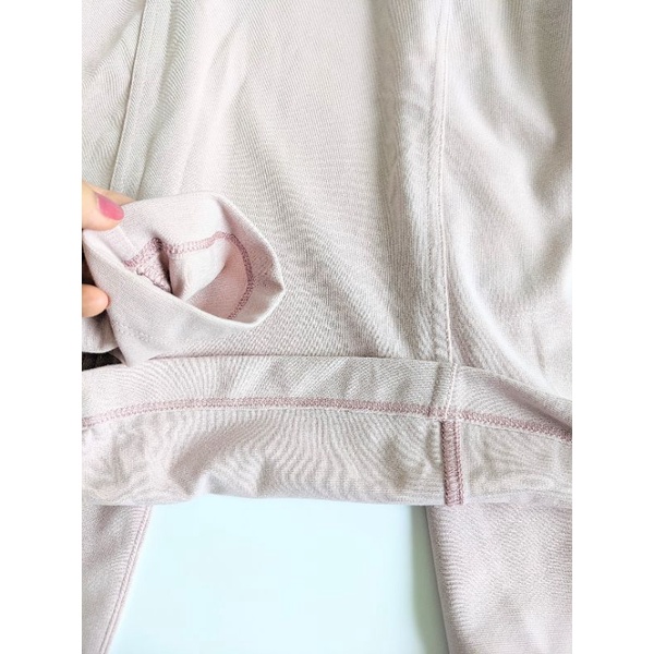 Áo khoác nữ hồng reserved