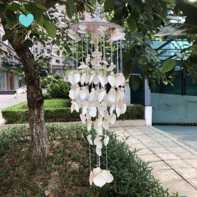 Chuông gió làm từ vỏ sò , lá điệp trang trí không gian phong cách biển