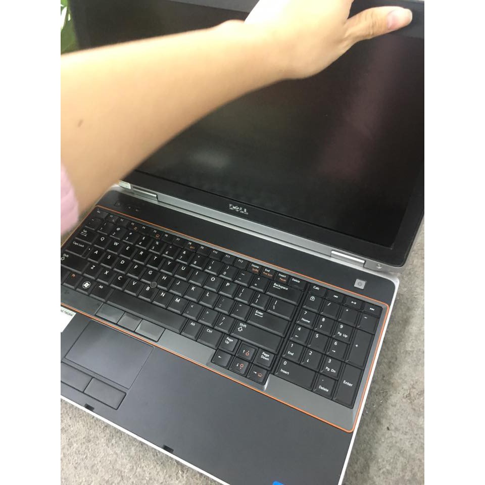 Dell 6520 laptop chuyên game 15.6 inh VGA rời 2gb | BigBuy360 - bigbuy360.vn