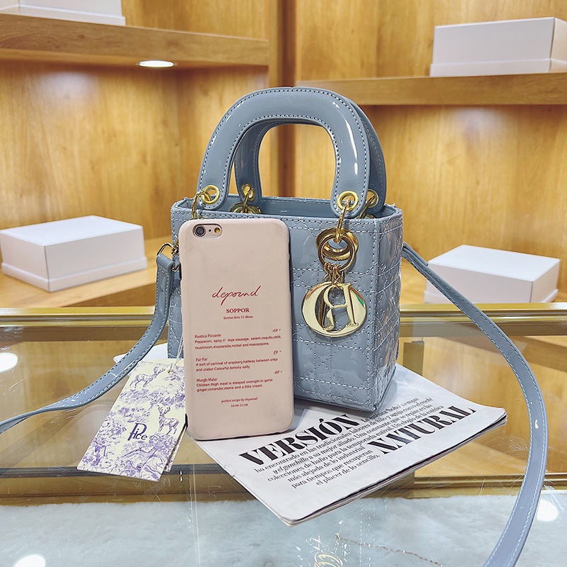 Túi Đeo Vai Bằng Da Màu Sáng Phong Cách Thời Trang Đa Năng Cho Nữ