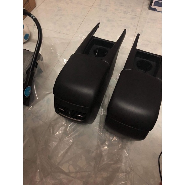 Yên ngựa tỳ tay console mazda 3 mazda 6