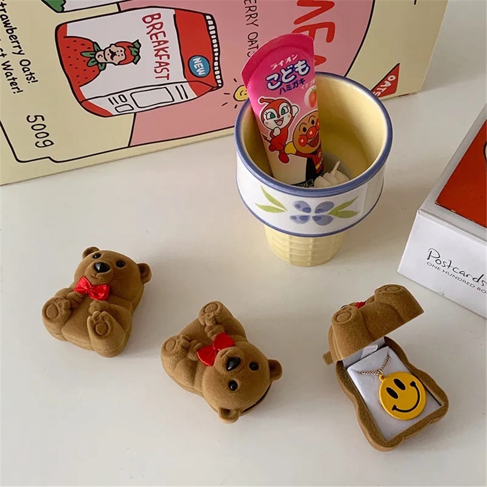 1 Hộp Nhung Đựng Trang Sức Hình Gấu Ôm Phong Cách Retro