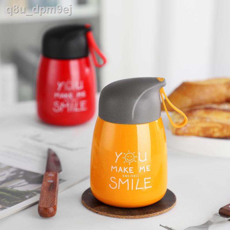 Bình chân không mini nữ sinh viên cầm tay trẻ em cô gái nhỏ dễ thương cốc nước lưới màu đỏ đơn giản trong siêu