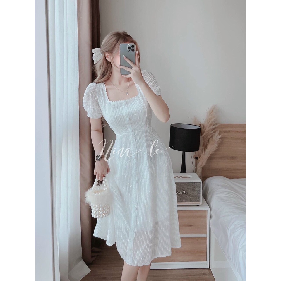 Đầm trắng cổ vuông siêu xinh | BigBuy360 - bigbuy360.vn