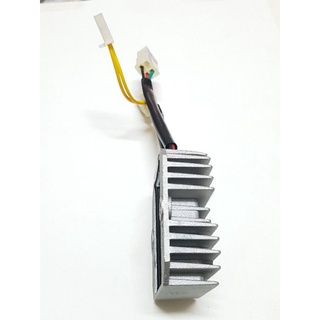 Sạc Atila 3 pha 2 rắc cắm