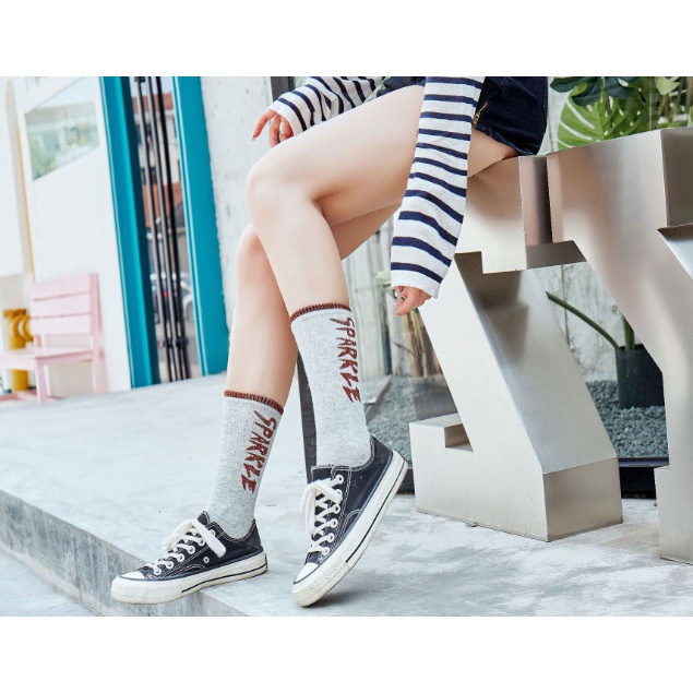 Vớ Tất cao cổ thể thao chữ SPARKLE Nam Nữ phong cách trẻ trung, cá tính, năng động.