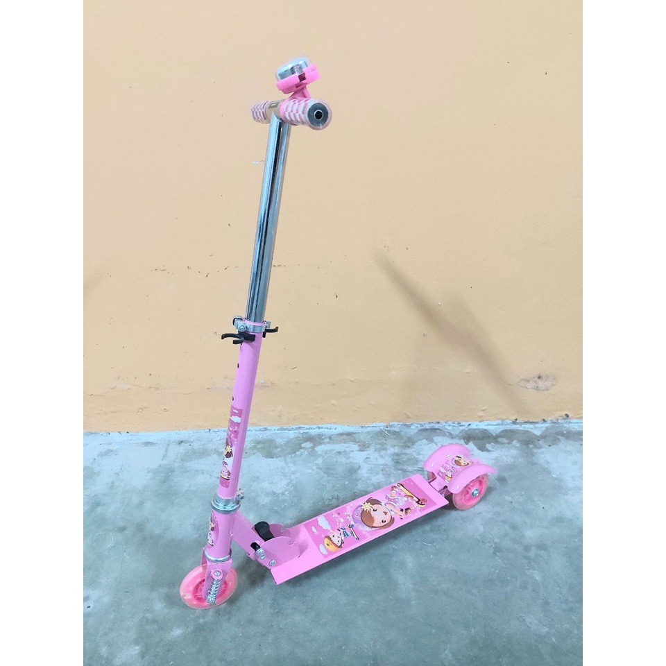 Xe trượt scooter có đèn led cho bé